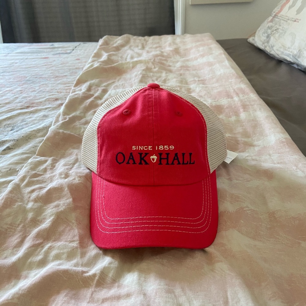 Oak Hall Hat